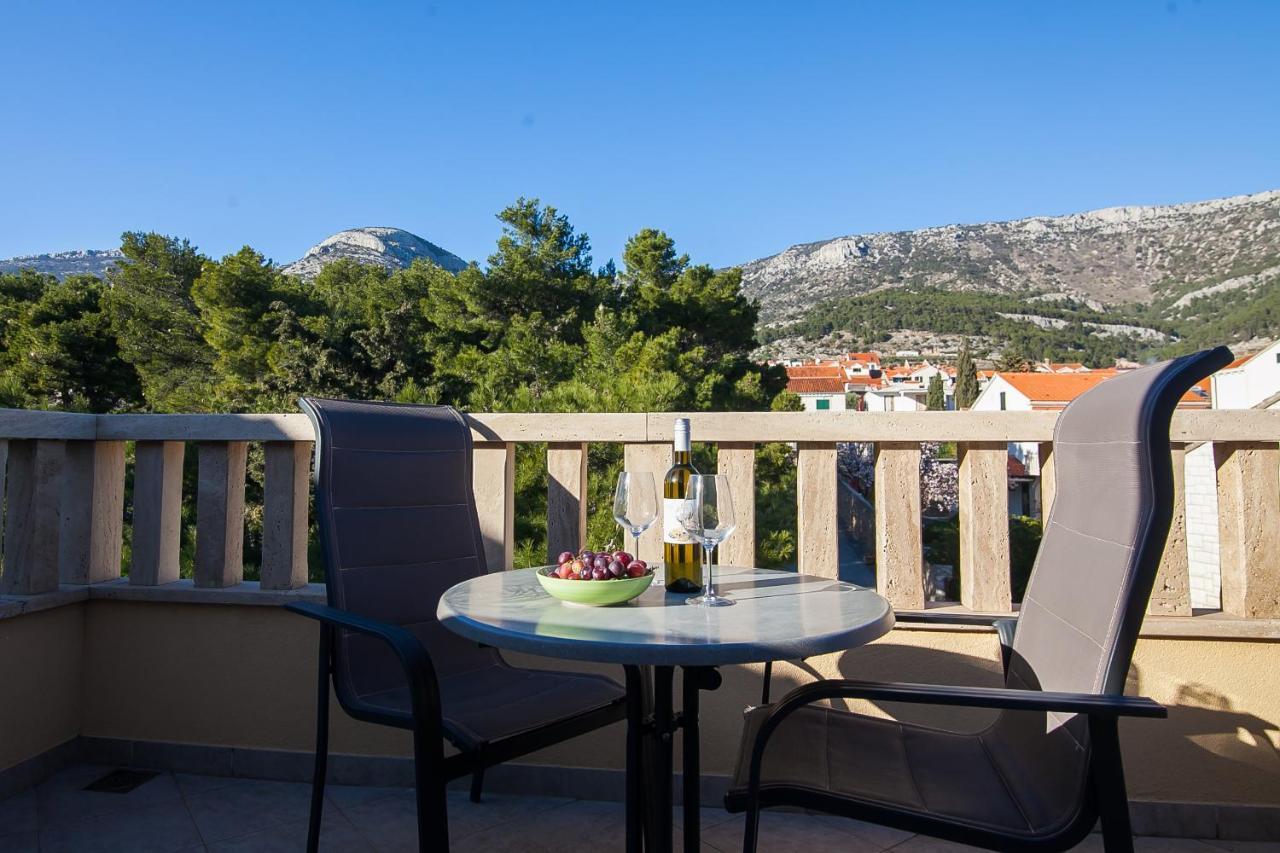 Hotel Villa Dzamonja Бол Стая снимка